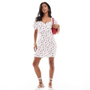 NWT Vero Moda Floral White Dress